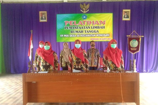 Pelatihan Pemanfaatan Limbah Rumah Tangga dan Pemanfaatan Pekarangan TPPKK Kec. Wonosari,  6 Maret 2021