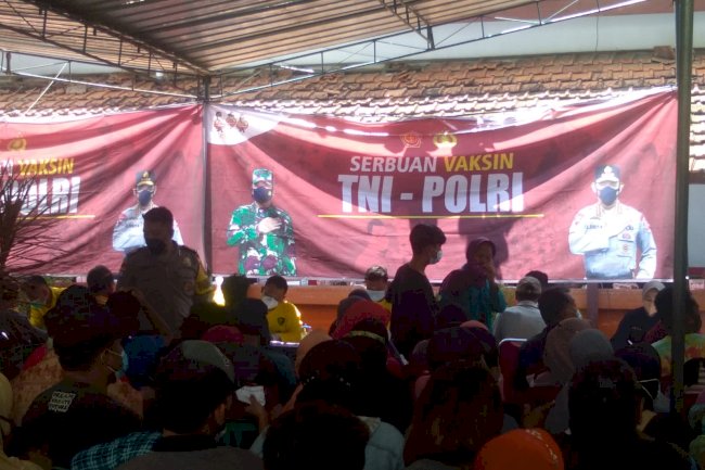Serbuan vaksinasi di Kantor Kecamatan Wonsari, 5 okt 2021