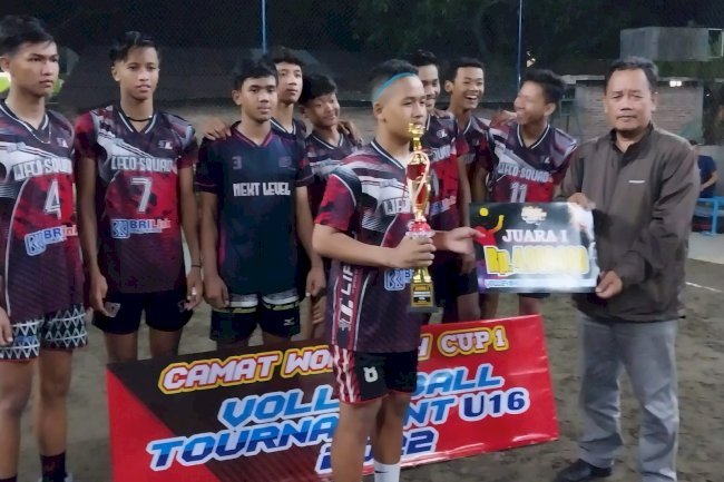 Penyerahan Hadiah Camat Wonosari Cup 1, Volly Ball Tournament U16 2022 dalam Rangka meperingati Hari Jadi ke-218 Kabupaten Klaten, 17 Jul 2022