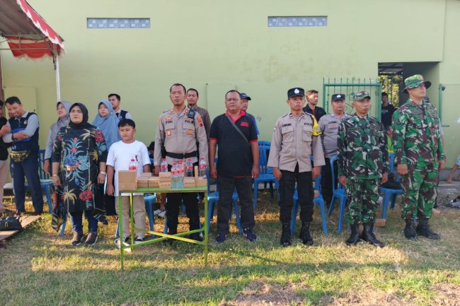 Pembukaan Turnamen Sepak Bola "Taruna Jaya Cup II Teloyo"