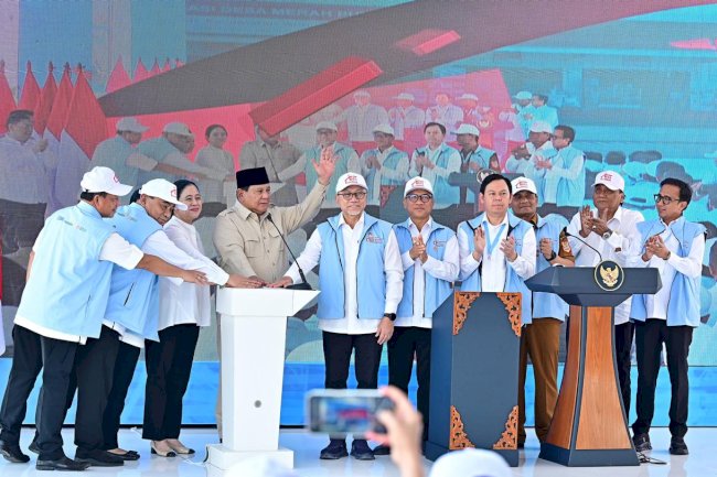 Presiden Prabowo  Resmikan 80.081 Kopdes Merah Putih di Desa Bentangan, Wonosari, Klaten