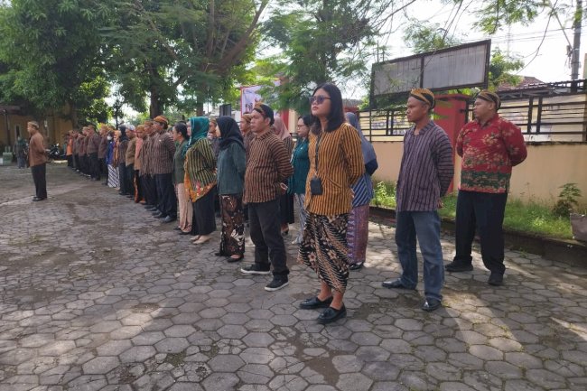 Camat Wonosari Pimpin Upacara Hari Lahir Pancasila