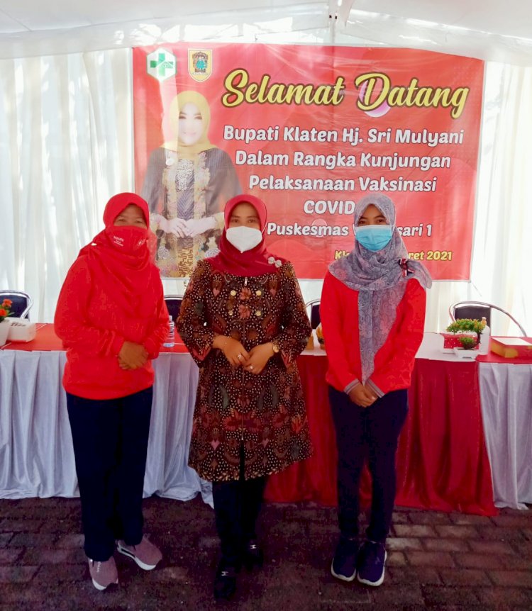 Kunjungan Bupati Klaten Dalam Rangka Vaksinasi Lansia di Puskesmas Wonosari I, 26 Maret 2021