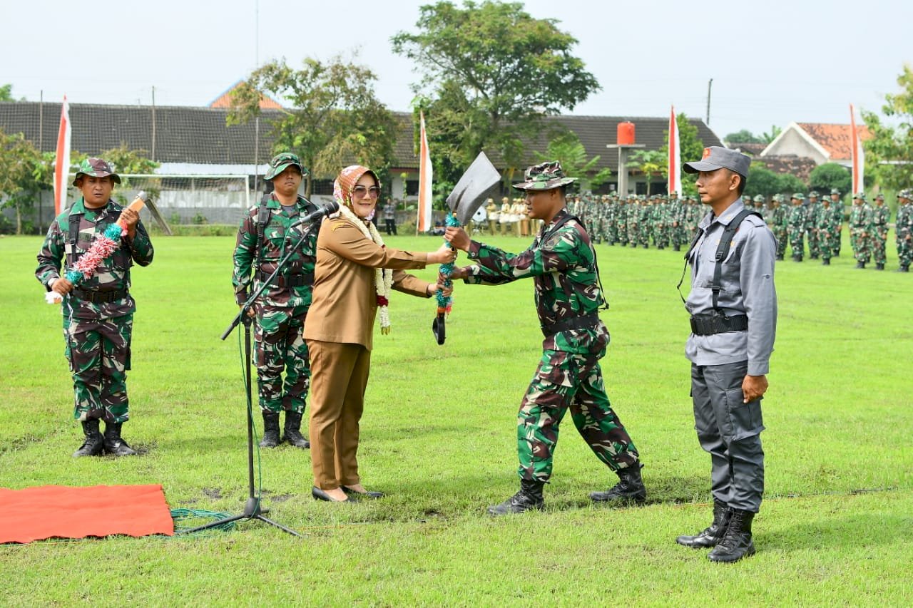 Pembukaan Karya Bakti Mandiri Klaten Bersinar (KBMKB) ke-XXVII  di Desa Jelobo, Wonosari