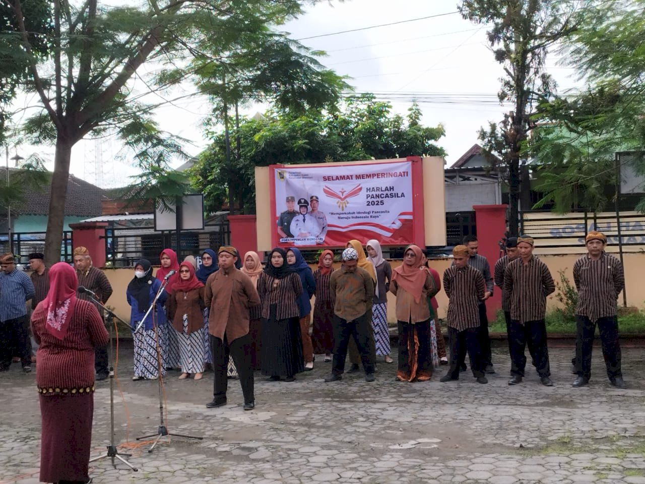 Camat Wonosari Pimpin Upacara Hari Lahir Pancasila
